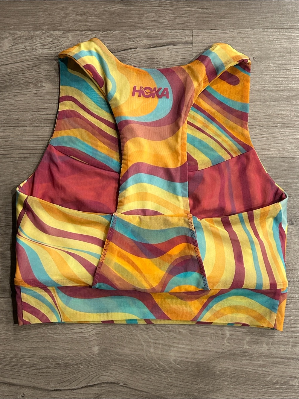 HOKA | Women's Race Pocket Bra Print - Sports bra